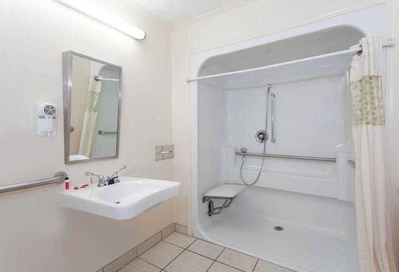 מוטל Syracuse Inn