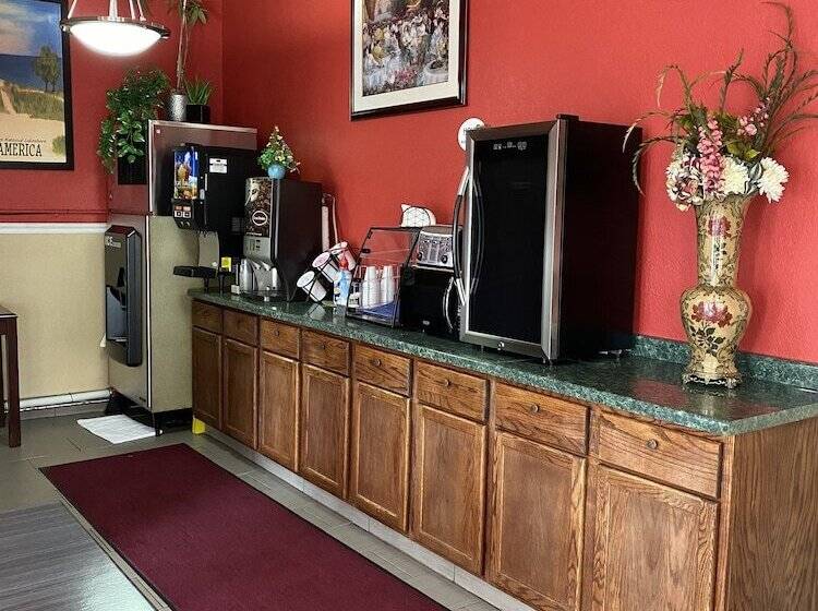 מוטל Travelodge By Wyndham La Porte/michigan City Area