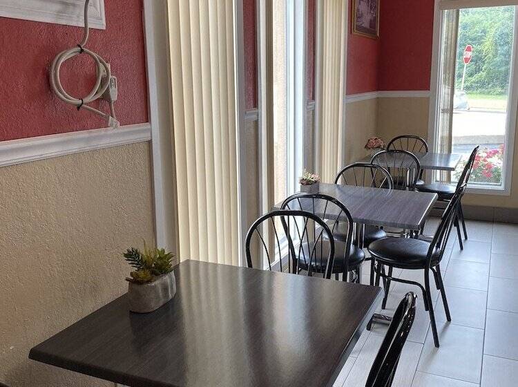 מוטל Travelodge By Wyndham La Porte/michigan City Area