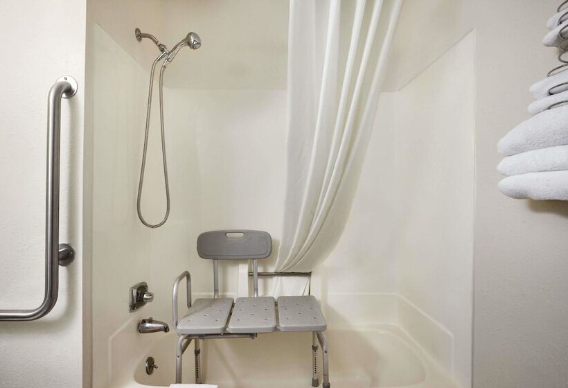 מוטל Travelodge By Wyndham La Porte/michigan City Area