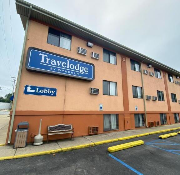 מוטל Travelodge By Wyndham La Porte/michigan City Area