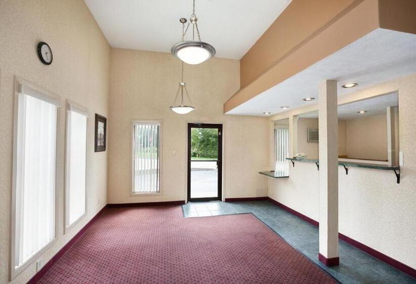 מוטל Travelodge By Wyndham La Porte/michigan City Area