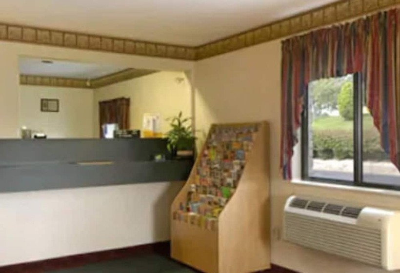 מוטל Value Inn Harrisburgyork