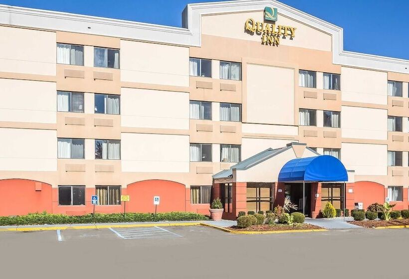 Quality Inn Spring Valleynanuet