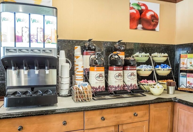 Quality Inn Spring Valleynanuet