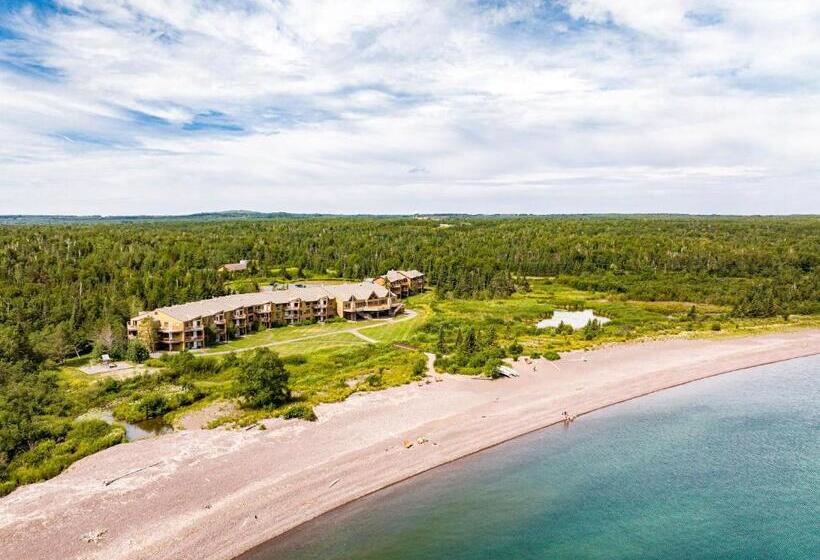 Superior Shores Resort
