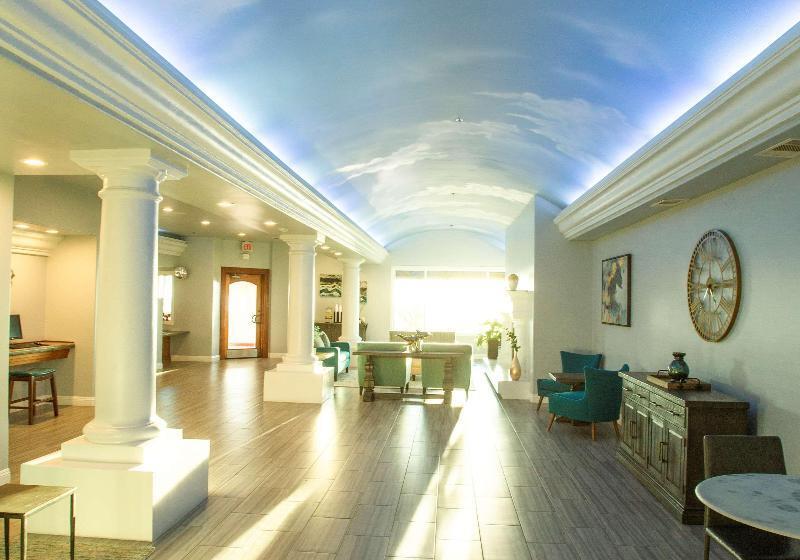 منتجع Tamarack Beach