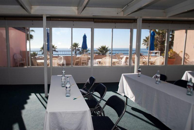 منتجع Tamarack Beach