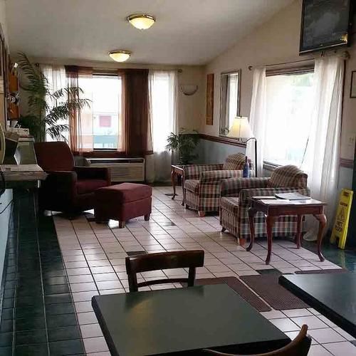 汽车旅馆  Mayfield Inn Clarion