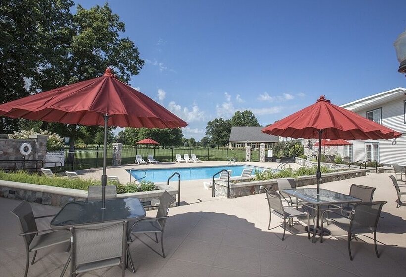 Swan Lake Resort