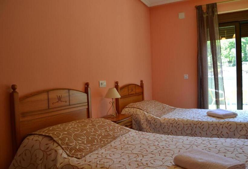 هاستل Camping Al-bereka