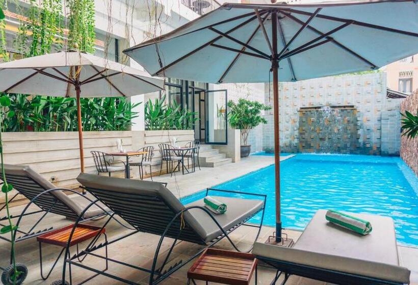 هتل Angkor Aurora