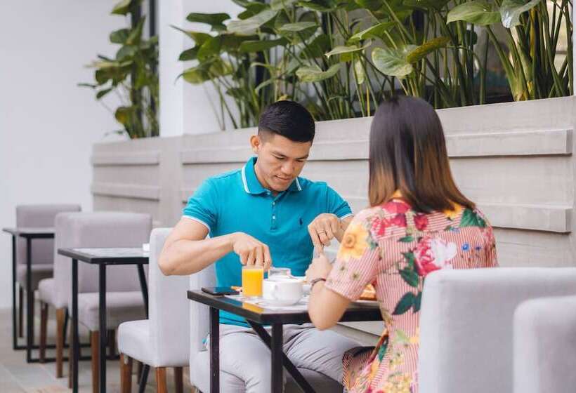 هتل Angkor Aurora