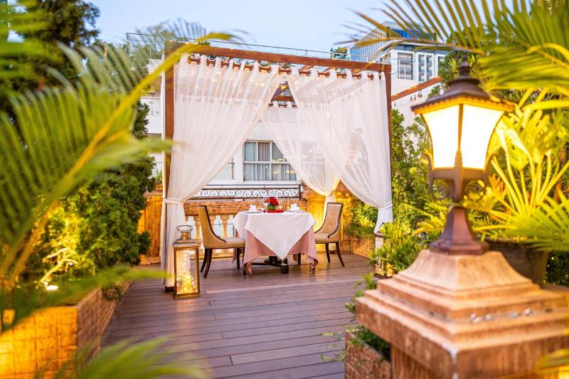 בית מלון כפרי Anik Palace