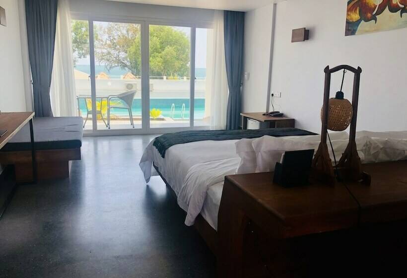 酒店 New Sea Beach Resort