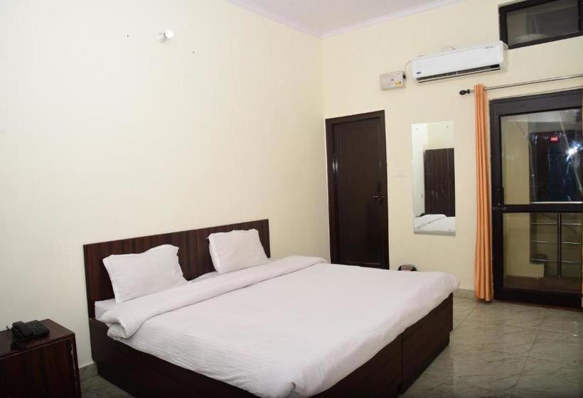 Отель Vishla Palace By Micasa Sucasa