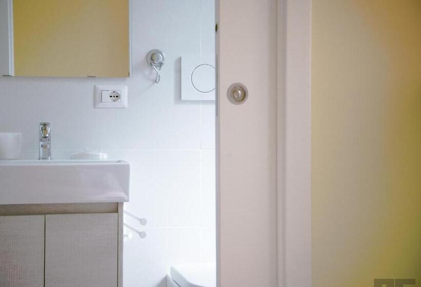 ペンション Belvedere Di San Benedetto Del Tronto Affittacamere Senza Colazione