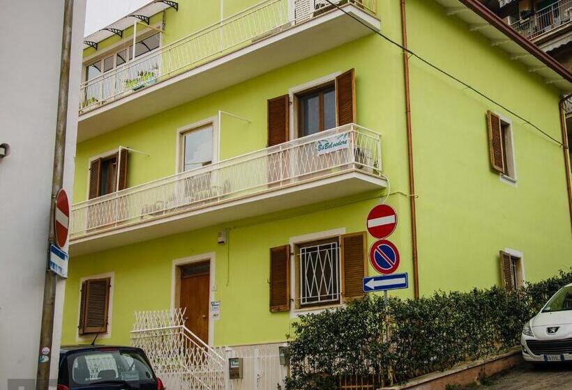 ペンション Belvedere Di San Benedetto Del Tronto Affittacamere Senza Colazione