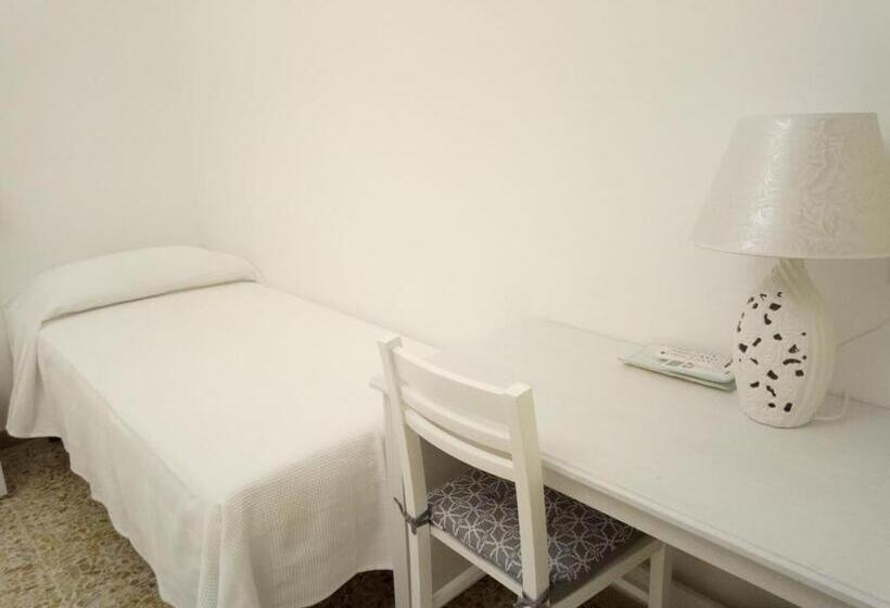 ペンション Belvedere Di San Benedetto Del Tronto Affittacamere Senza Colazione