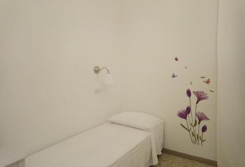 پانسیون Belvedere Di San Benedetto Del Tronto Affittacamere Senza Colazione