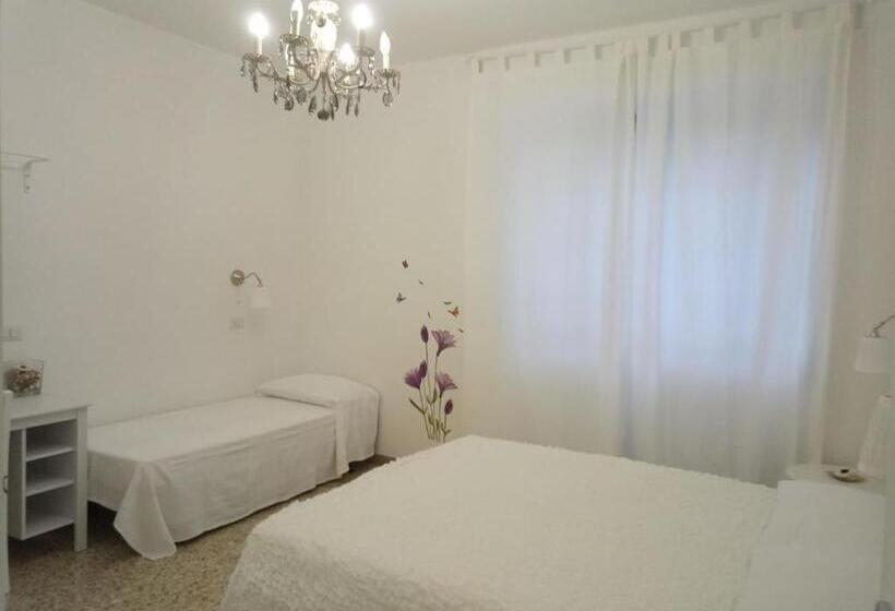 ペンション Belvedere Di San Benedetto Del Tronto Affittacamere Senza Colazione