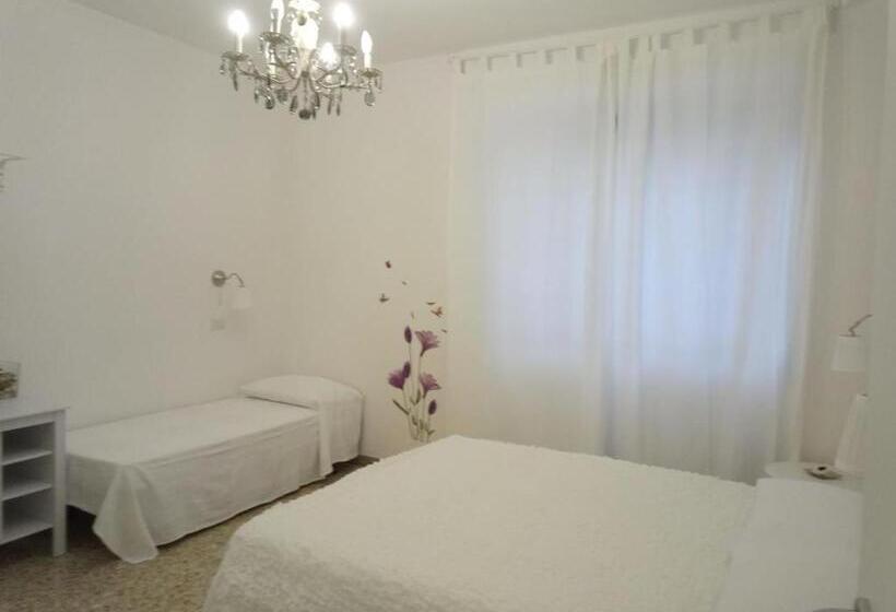 ペンション Belvedere Di San Benedetto Del Tronto Affittacamere Senza Colazione