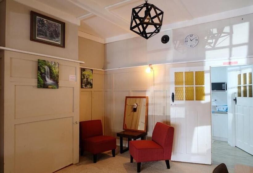 膳宿费 Kiwi As Guest House