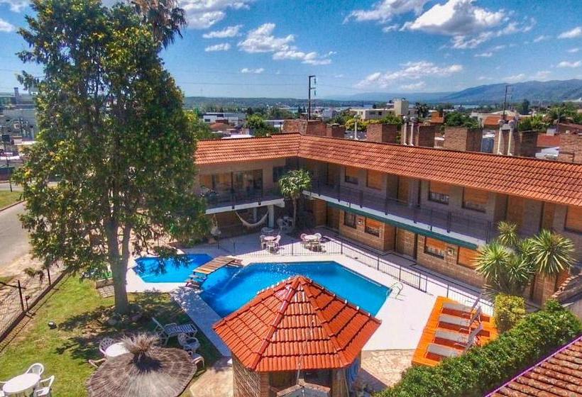 Отель Carlos Paz