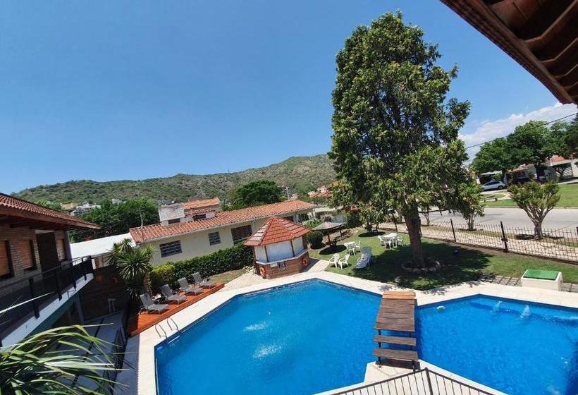 ホテル Carlos Paz