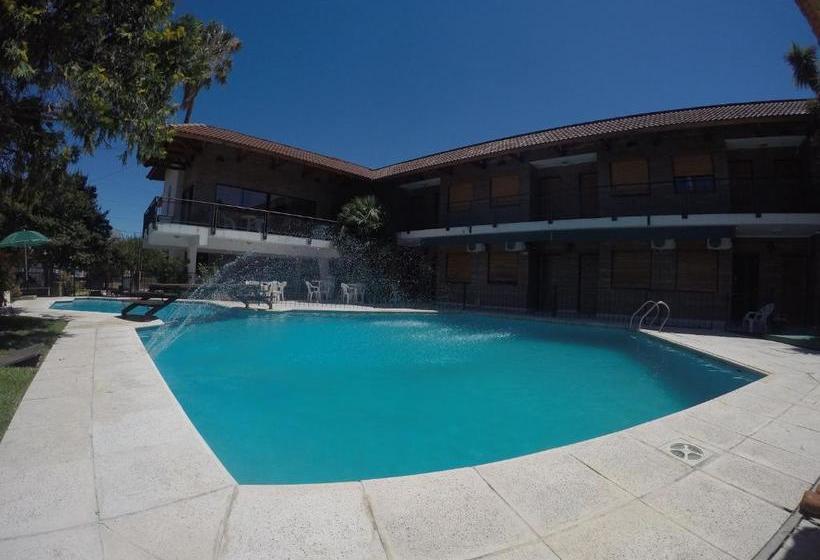 ホテル Carlos Paz