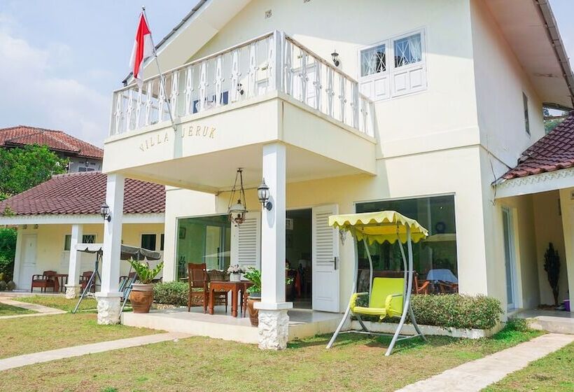 ホテル Villa Jeruk By Oyo Rooms