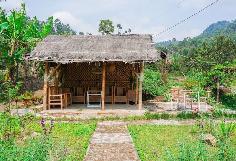 호텔 Villa Jeruk By Oyo Rooms