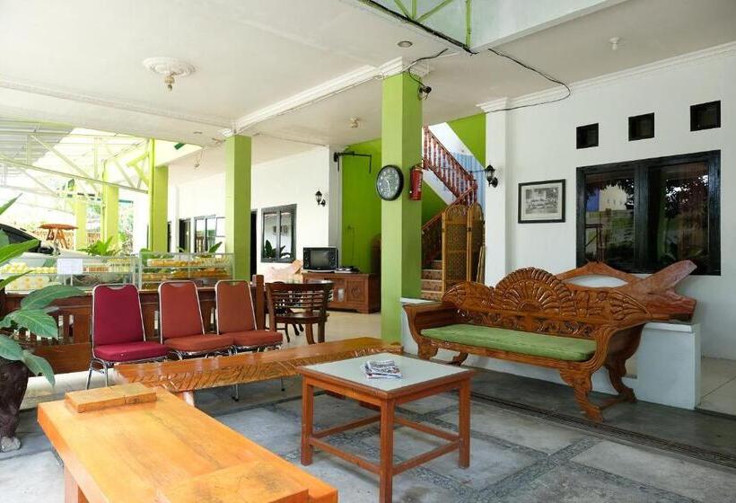 הוסטל Esbe Hotel Syariah By Oyo Rooms