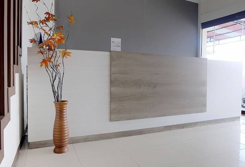 فندق صغير Fayadh By Oyo Rooms