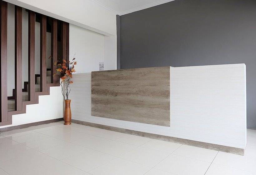 فندق صغير Fayadh By Oyo Rooms