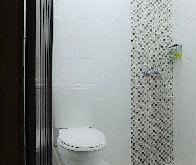 فندق صغير Fayadh By Oyo Rooms