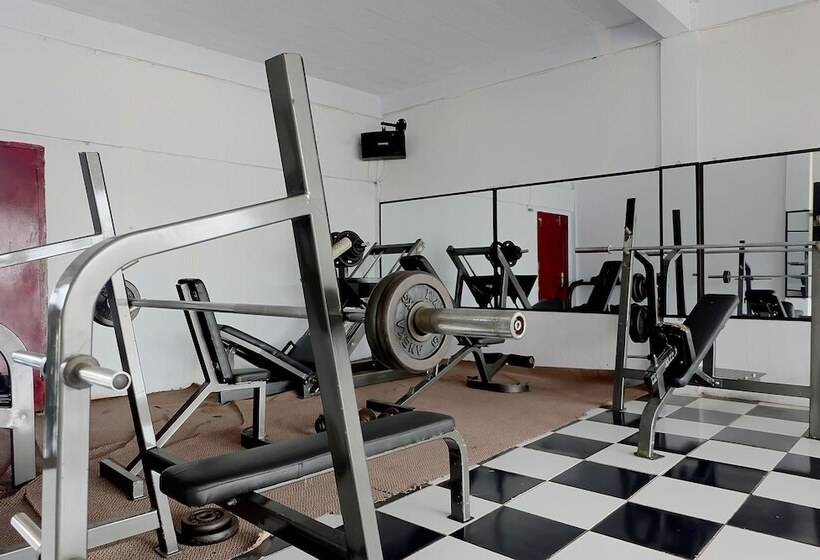 فندق صغير Fayadh By Oyo Rooms