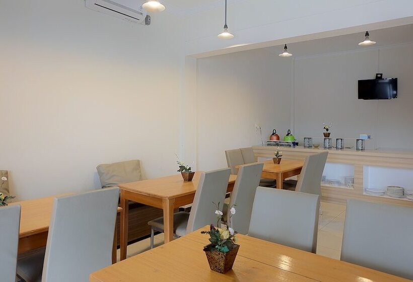 فندق صغير Fayadh By Oyo Rooms