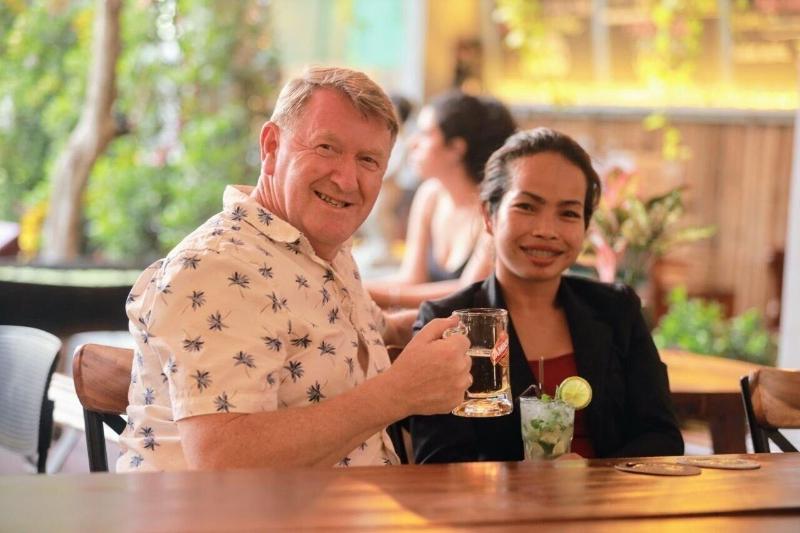 Poolside Villa   Hostel