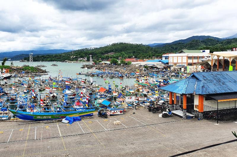 ユースホステル Spot On 1896 Hotel Mahkota Pantai