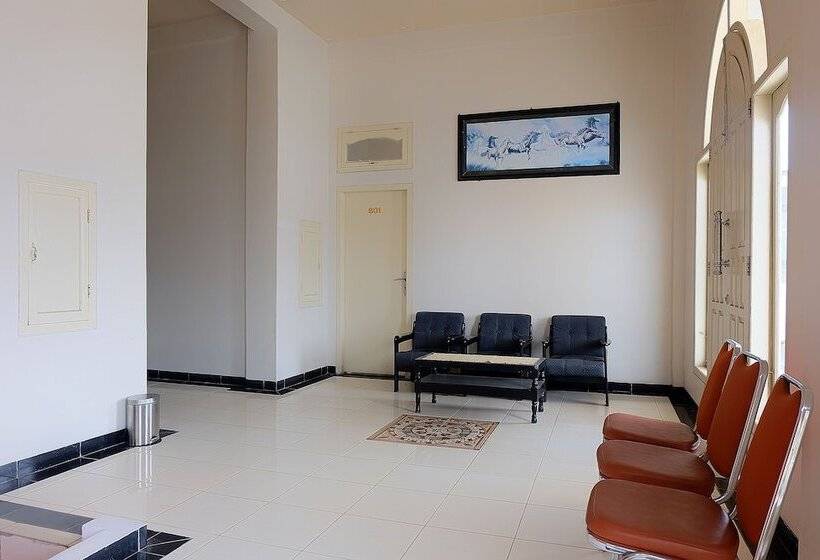 Assyifa Hotel By Oyo Rooms