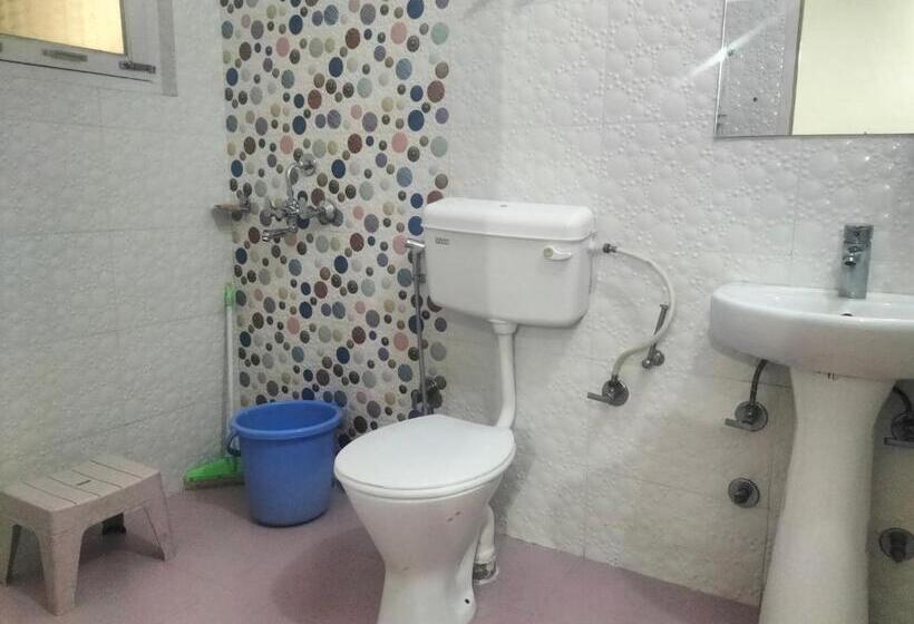 مبيت وإفطار Ladakh Orchard House