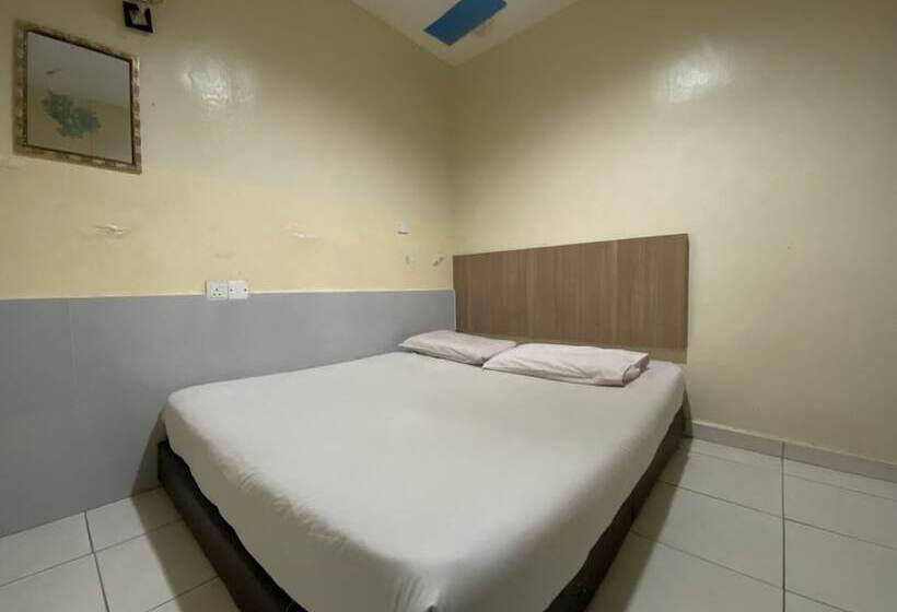 Harmoni Inn Hotel By Oyo Rooms