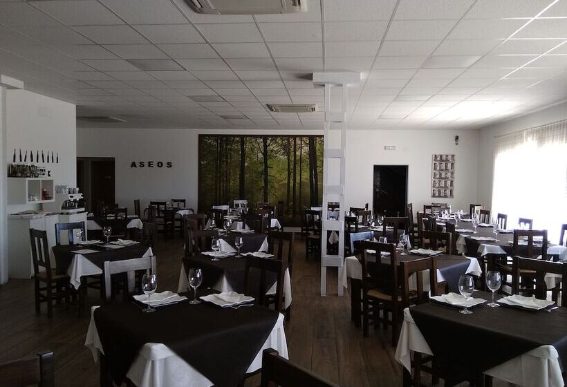 Hostal Restaurante El Quijote