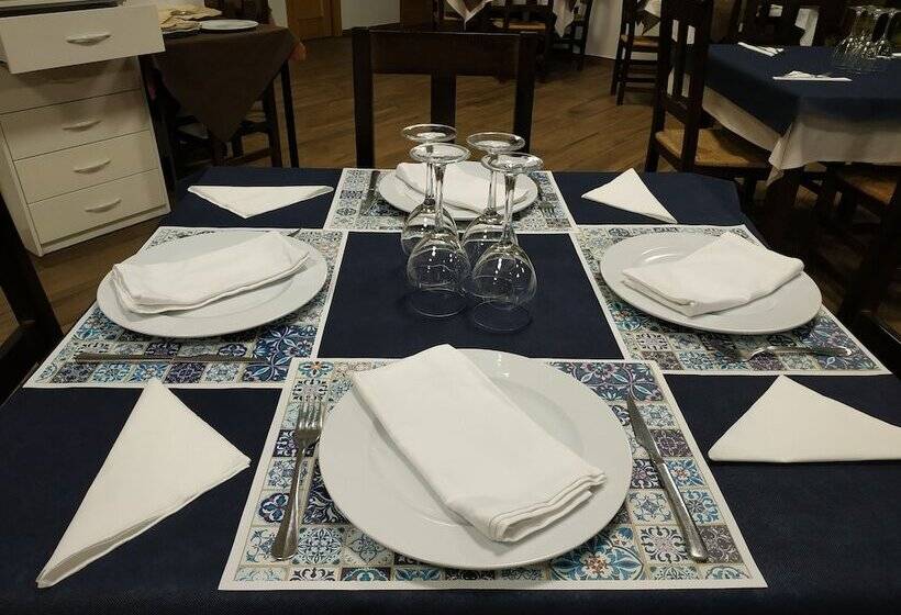 Hostal Restaurante El Quijote