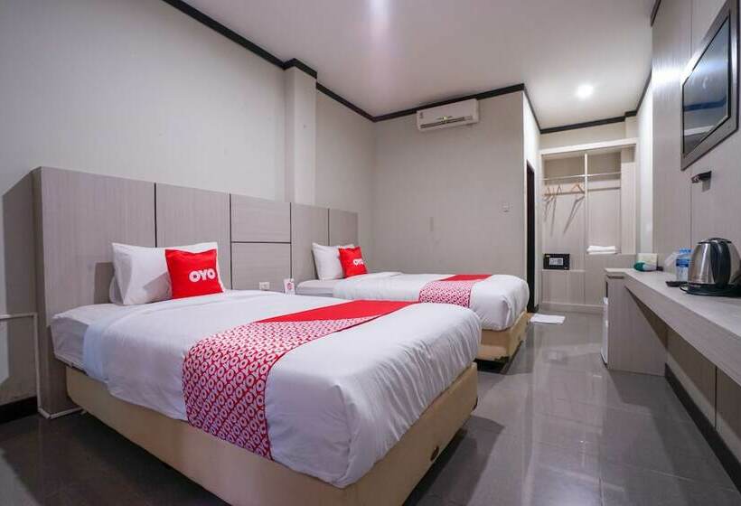 호텔 Capital O 2102 Grand Mutiara