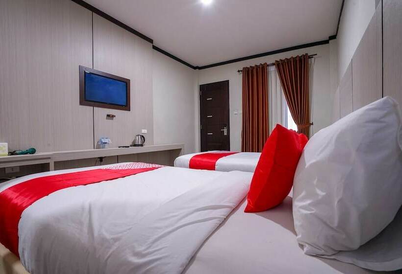 호텔 Capital O 2102 Grand Mutiara