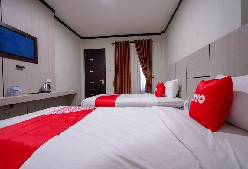 호텔 Capital O 2102 Grand Mutiara