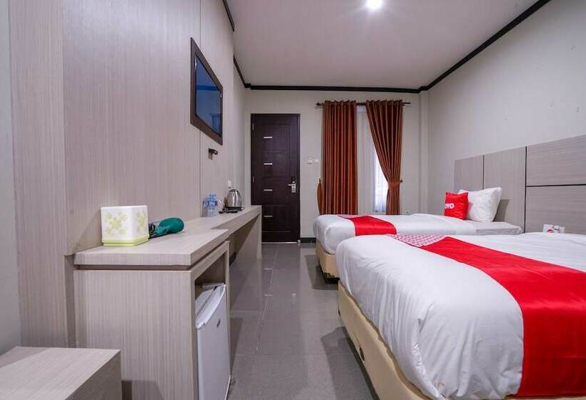 호텔 Capital O 2102 Grand Mutiara