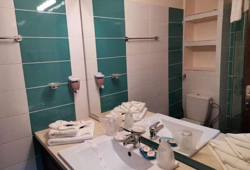 Отель Delta Palace